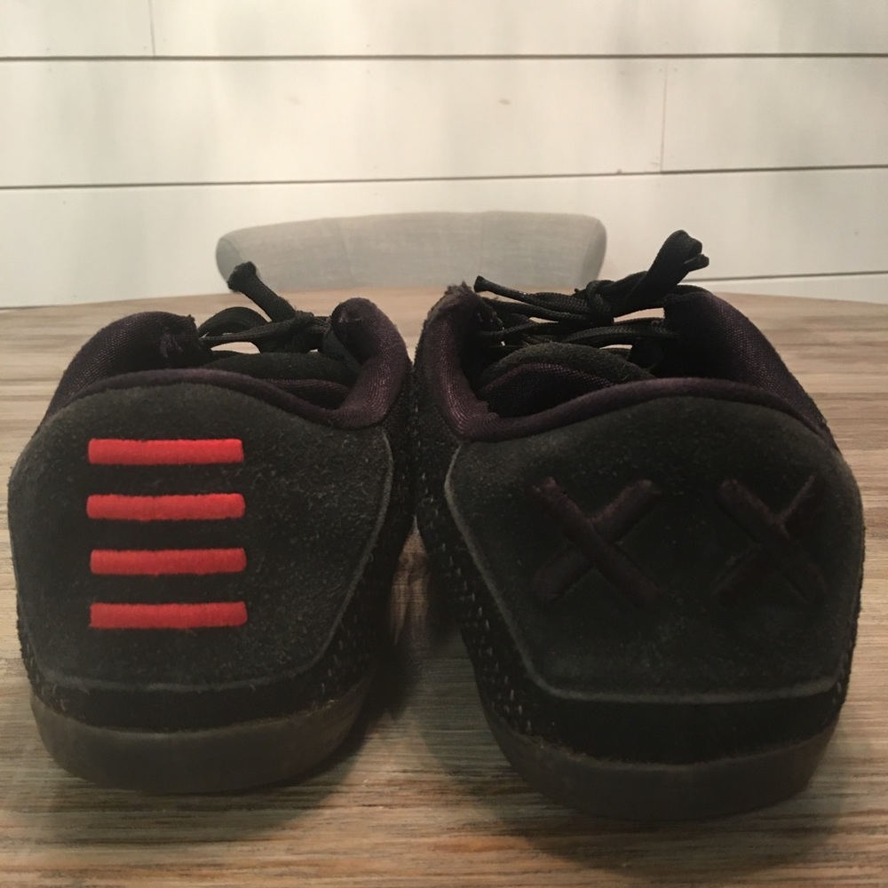 Nike Kobe 11 XI Elite Low Black Space Size 10.5